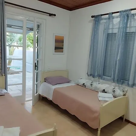 Rania 's House, Next To The Beach. Σπίτι διακοπών Αμουδάρα